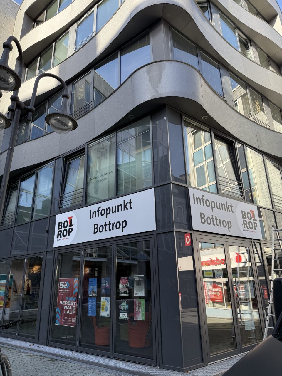 Bottrop, Infopunkt, Außenansicht.jpeg: