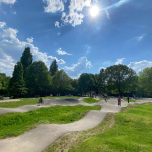 Bottrop, Volkspark Batenbrock, Pumptrack.jpg:
